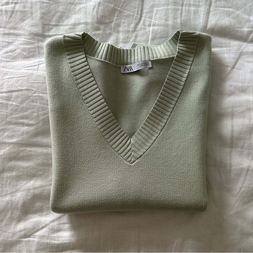 Zara Light Green V-Neck Sweater Vest